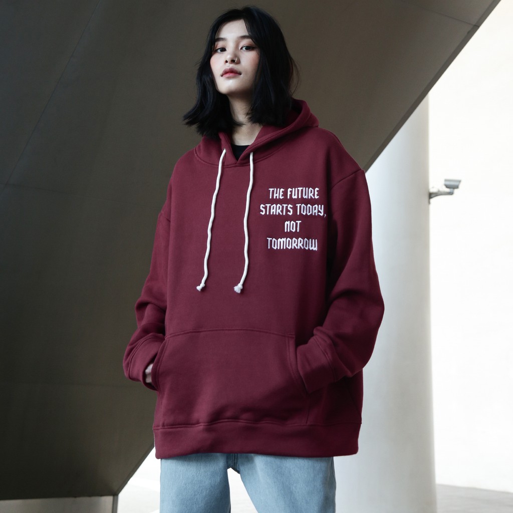 Áo Hoodie Unisex Thêu Trái Đất-Phía Trước Thêu Chữ-Đường Thêu Tỉ Mỉ-Vải Nỉ Bông Dày Dặn-Form Rộng-Màu Đỏ Đô