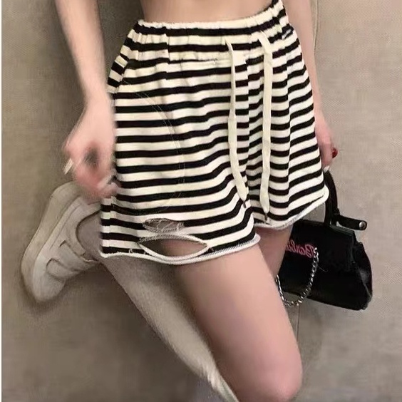 SUXI Quần ngắn ống rộng Lưng Cao Dáng Chữ A Họa Tiết Kẻ Sọc Thiết Kế Rách Thời Trang Mùa Hè Trẻ Trung