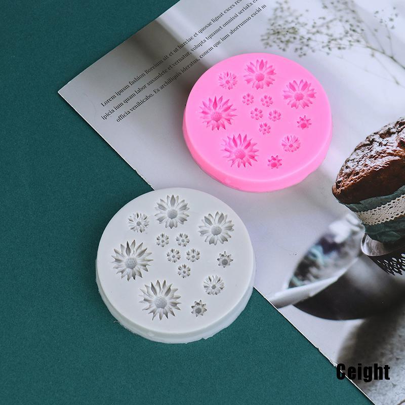 Khuôn Silicone Làm Bánh Hình Hoa Cúc Xinh Xắn