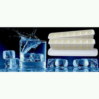 Khay đá nhựa có nắp đậy