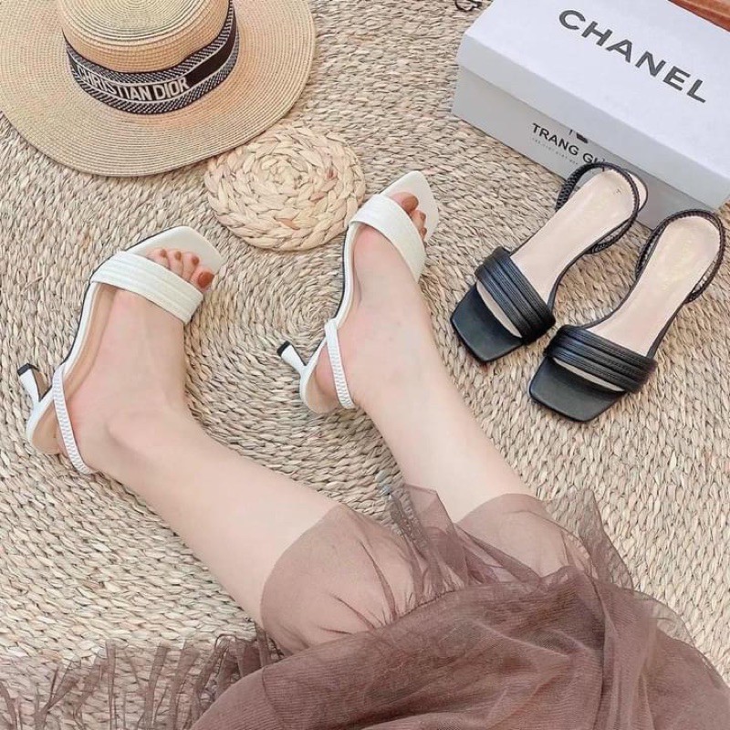 [Mã SKAMFSW175 giảm 10K đơn 50K] Sandal nữ quai bản to che khuyết điểm chân chun sau ( có đính kèm video tự quay) M4