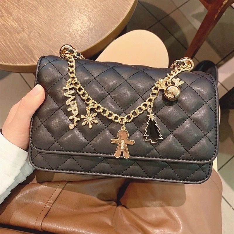 Túi đeo chéo kẹp nách charm xích đính đá size21 siêu hot