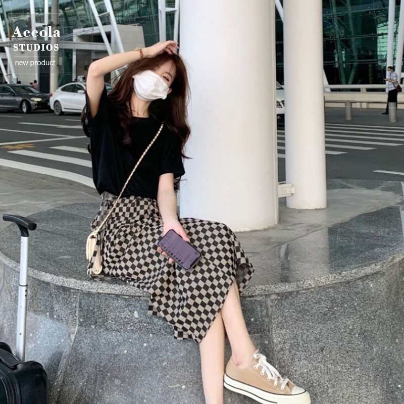 Set chân váy cạp cao dáng dài xẻ tà MORAN họa tiết sọc ca ro style Hong Kong