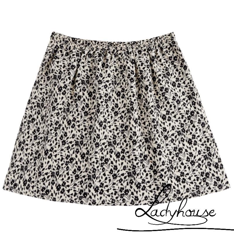 Chân váy ngắn lưng thun co giãn in họa tiết hoa phong cách đường phố cho nữ