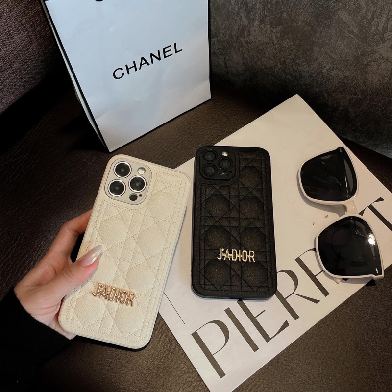 Ốp Jadior đen trắng