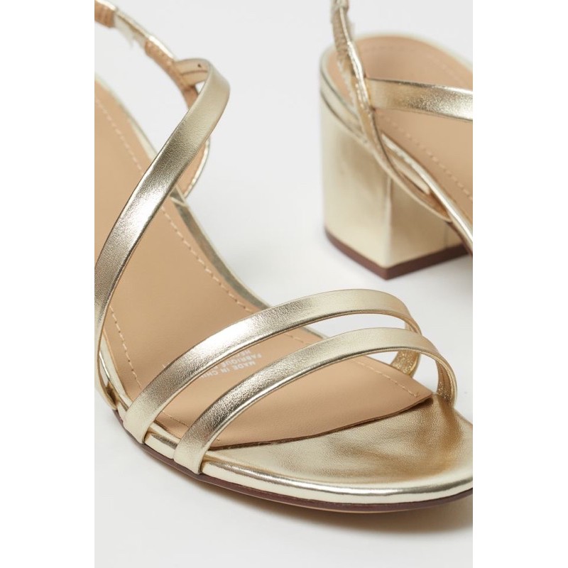 Sandal H&M chuẩn Uk săn sale cho chị em sz37/38/39