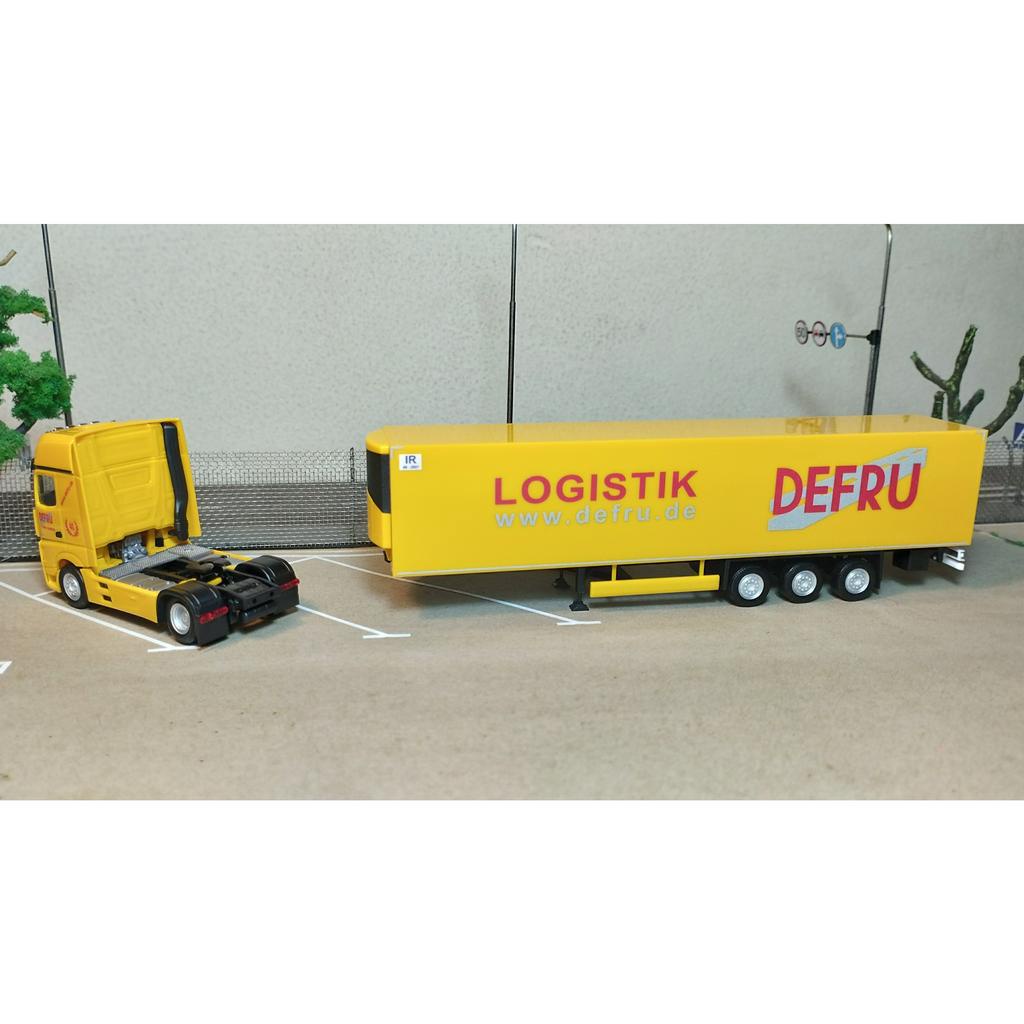 Mô hình 1:87 Herpa Mercedes-Benz Actros Gigaspace Defru Logistik