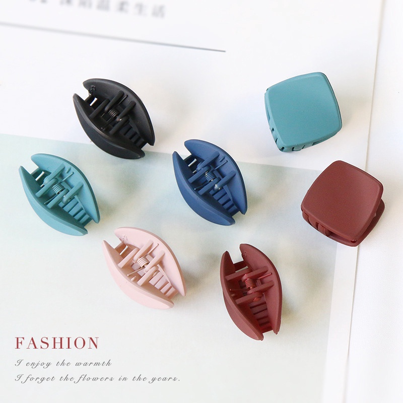 Set 5 Kẹp Tóc Acrylic Màu Trơn Dễ Thương Cho Nữ