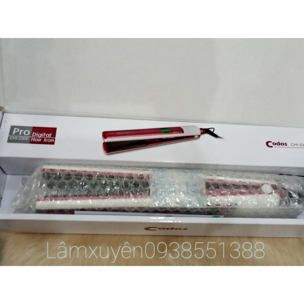Máy kẹp Codos CHI 2300 (màu ngẫu nhiên ) ép duỗi tóc thẳng ,mềm bóng đẹp với chất liệu thép titan giúp khép vảy tóc.