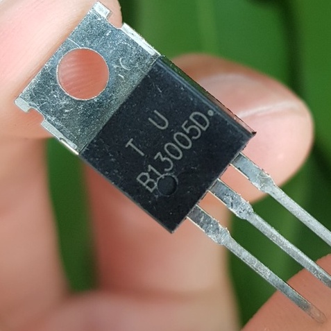 13005D 13005 B13005D Transistor NPN 400V 4A lưng đồng thay thế TIP41C - Shop Huyền Trang