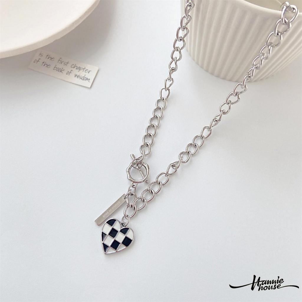 Vòng cổ mặt trái tim làm quà tặng Valentine dành cho nữ