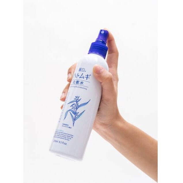 Xịt Khoáng Hatomugi Ý Dĩ Dưỡng Ẩm, Sáng Da 250ml