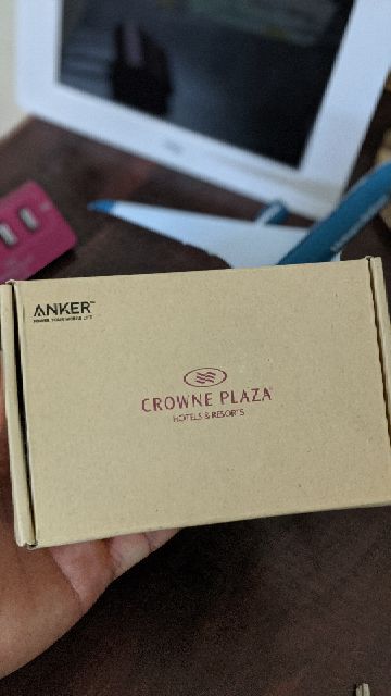 Sạc Anker 4 cổng IQ đặt hàng riêng cho chuỗi Crowne Plaza Hotel