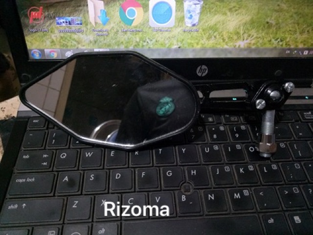 Kính gương chiếu hậu xe máy