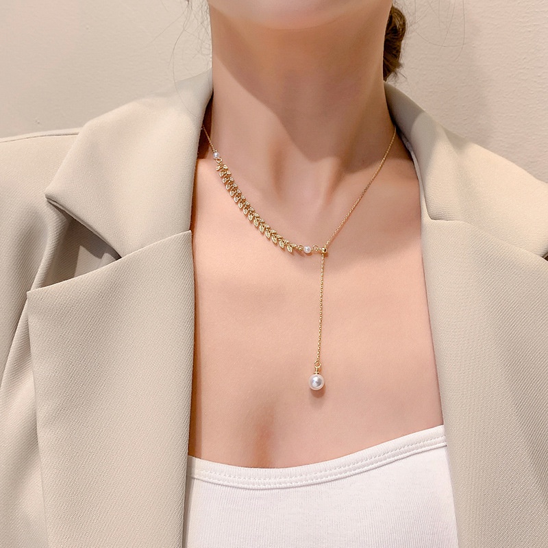 Dây chuyền đính ngọc trai giả thời trang dành cho nữ