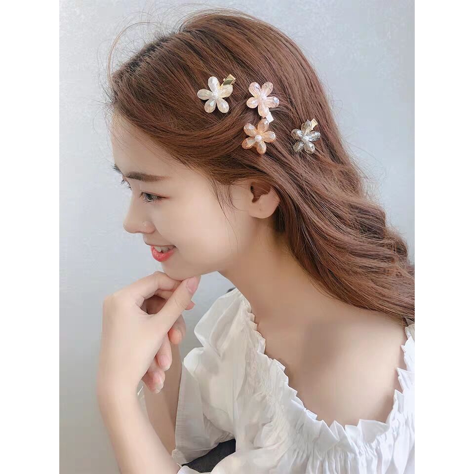 Kẹp tóc hình hoa đính pha lê thời trang Hàn Quốc