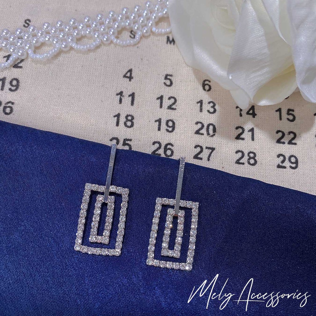 Bông tai đính đá vuông hợp kim mạ điện không gỉ cao cấp - Mely VV29