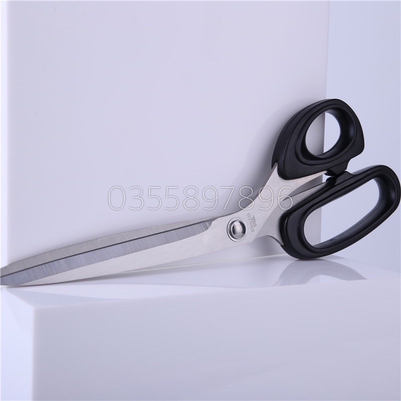 Kéo cắt thức ăn cán đen quai lệch Z6