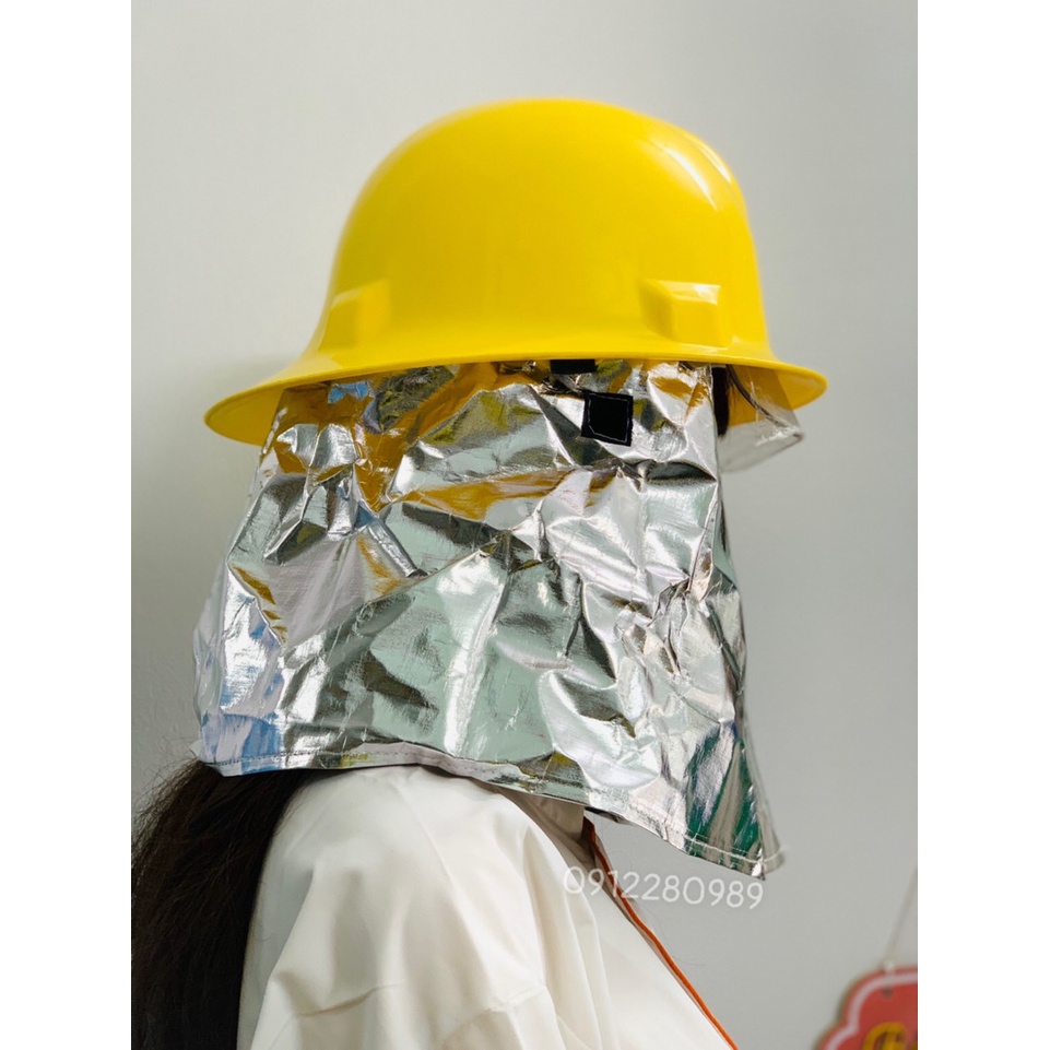 Nón chữa cháy cho lính cứu hỏa _ Hình chụp thật