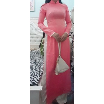 Thanh lý bộ áo dài màu hồng eo 68cm trở lại
