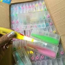 Dụng cụ ngoáy tai có đèn cho bé