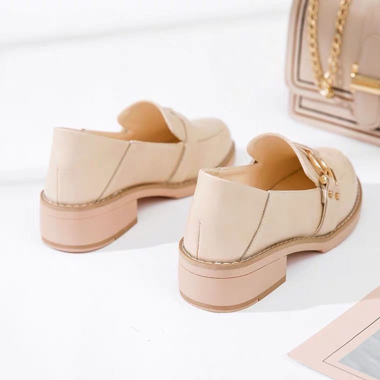 One foot women's shoes new style 2022 popular style single shoes women's spring all kinds of thick-heeled leather shoes British Love shoes