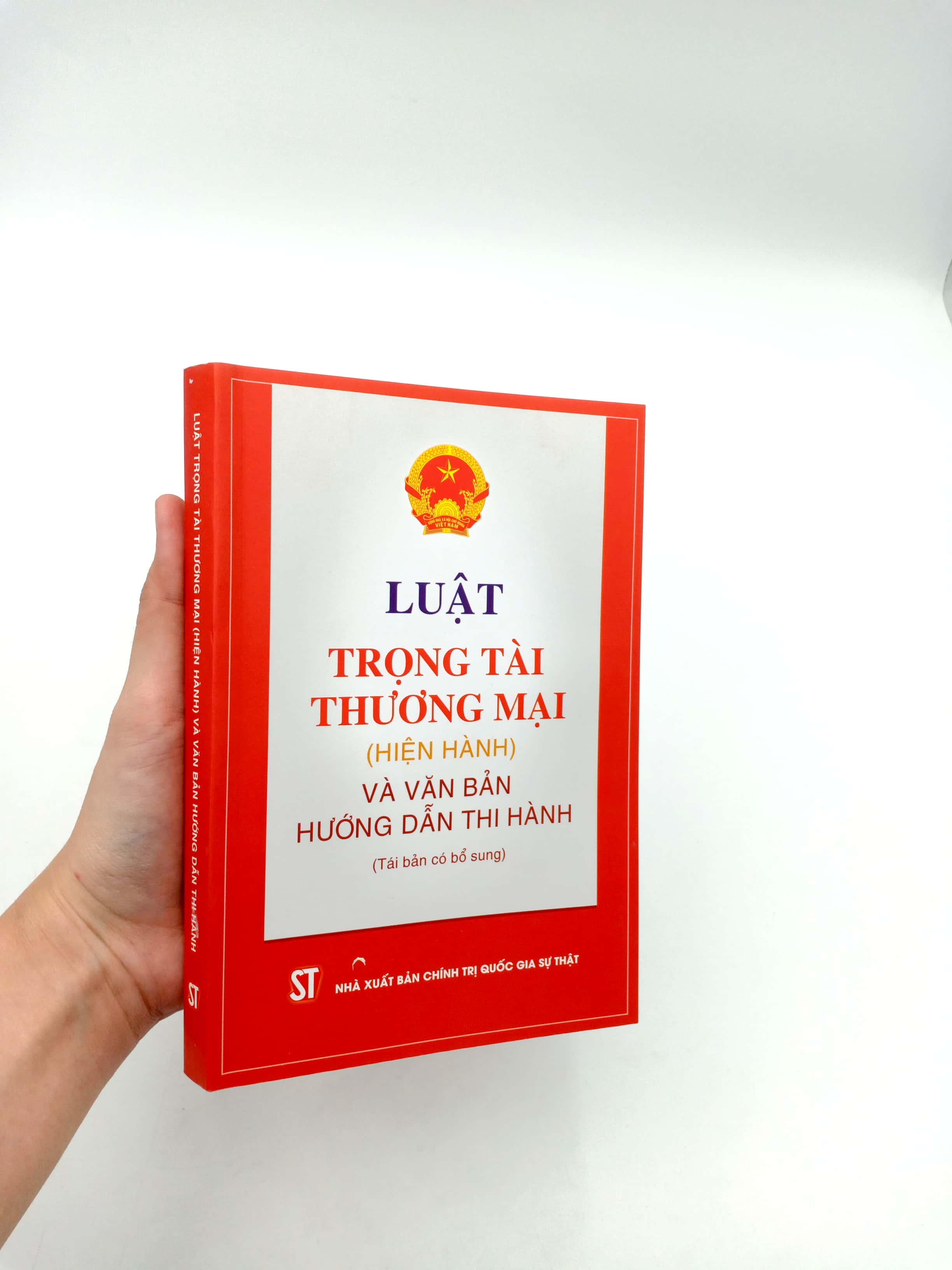 Sách Luật Trọng Tài Thương Mại (Hiện Hành)Và Các Văn Bản Hướng Dẫn Thi Hành | BigBuy360 - bigbuy360.vn