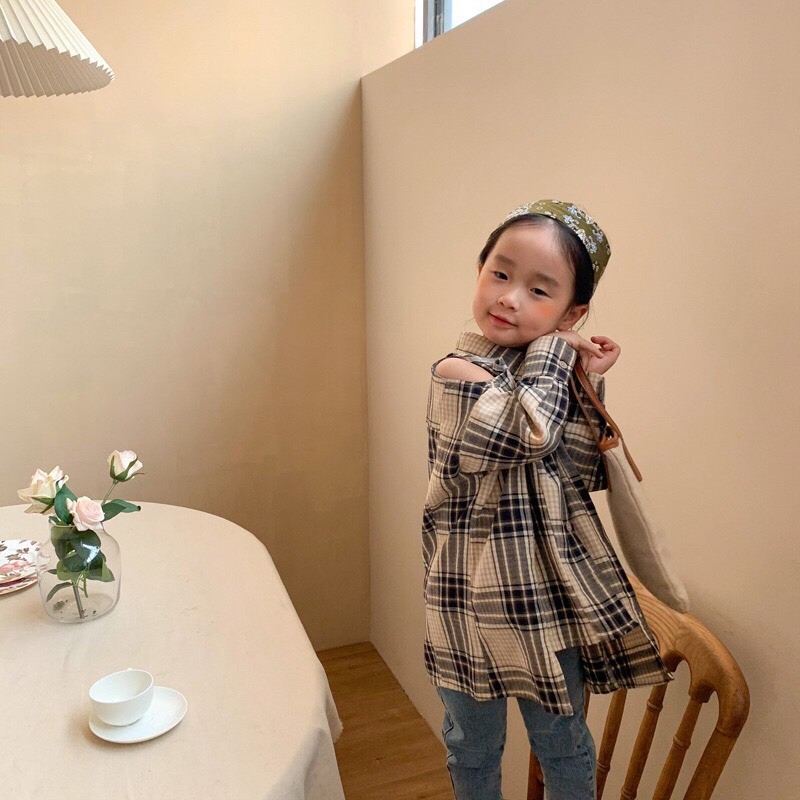 Áo sơ mi kẻ( Lien Nguyen)