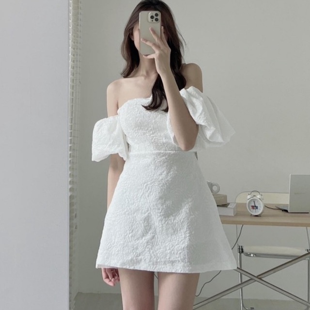 Váy trễ vai tay bồng_Váy xốp trắng trễ vai_168