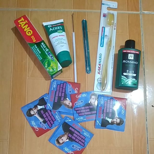 Combo bàn chải đánh răng