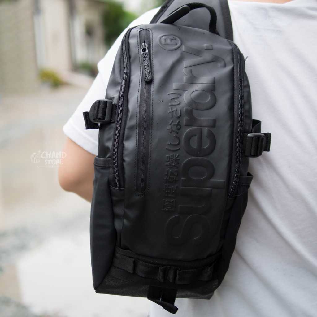 Túi chéo Super Dry Crossbody Sling Bag , màu đen all black, hình thật