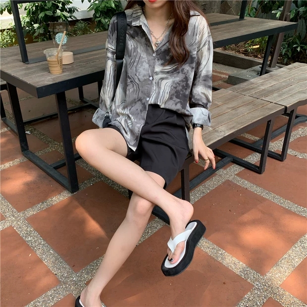 Áo Sơ Mi Dài Tay Dáng Rộng In Họa Tiết Retro Cá Tính