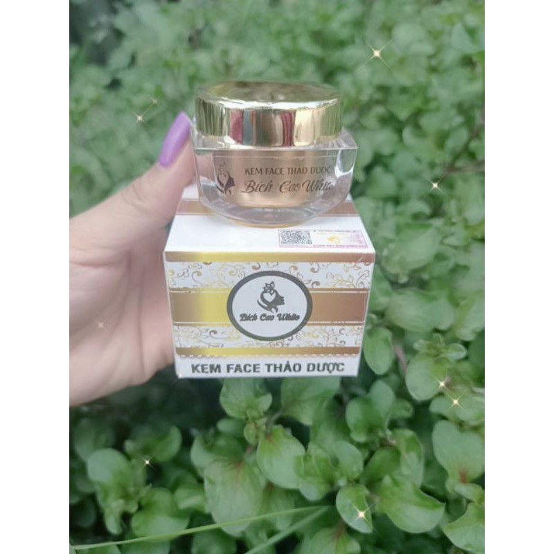 KEM MỤN TRÀ XANH_BÍCH CAO WHITE