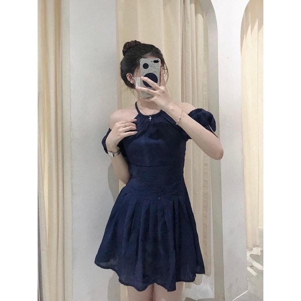 ĐẦM XANH CỔ YẾM RỚT VAI