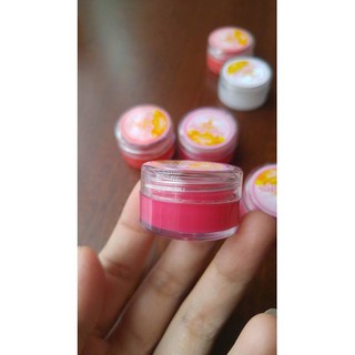 Son dưỡng sáp ong chống thâm môi