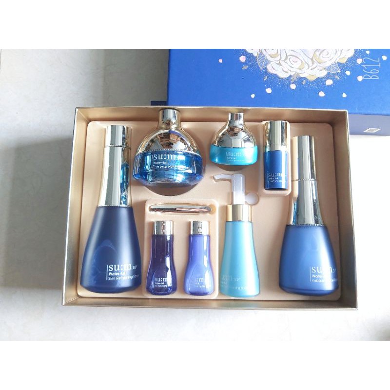 Sét dưỡng Sum xanh Water Full Sum37 chuyên cấp nước kiềm dầu giảm mụn và se khít lỗ chân lông