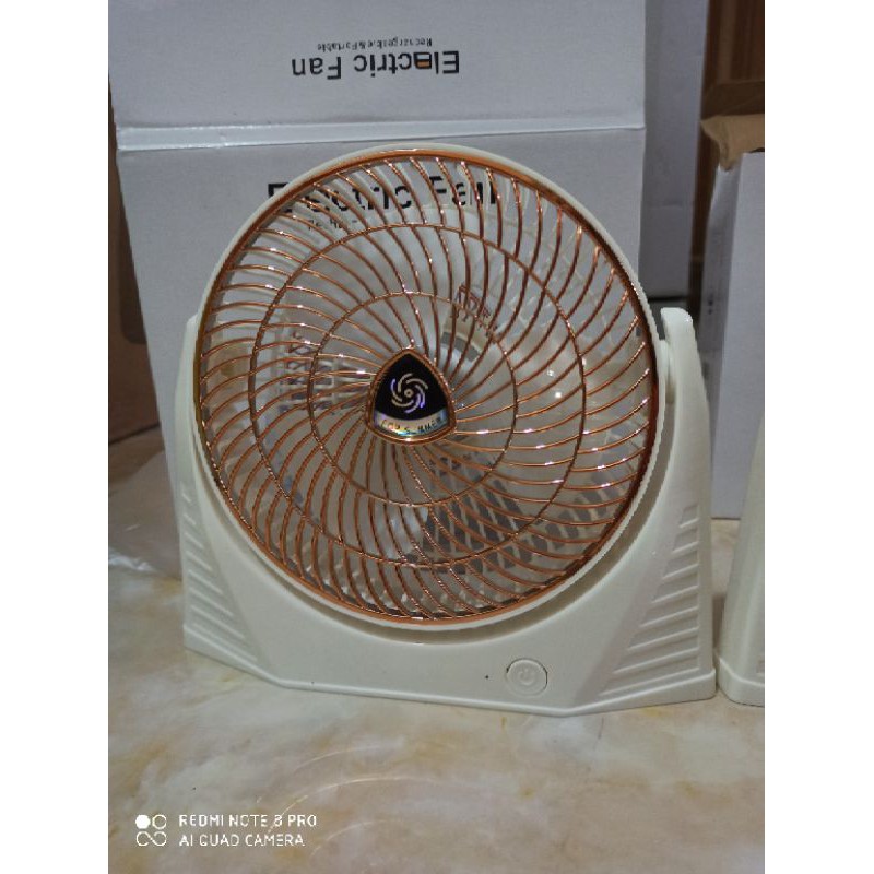 💯Quạt tích điện mini để bàn super cực mát 3 tốc độ. | BigBuy360 - bigbuy360.vn