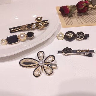 Set Kẹp Tóc Hoa Đen 5 Chi Tiết Cho Bạn Nữ