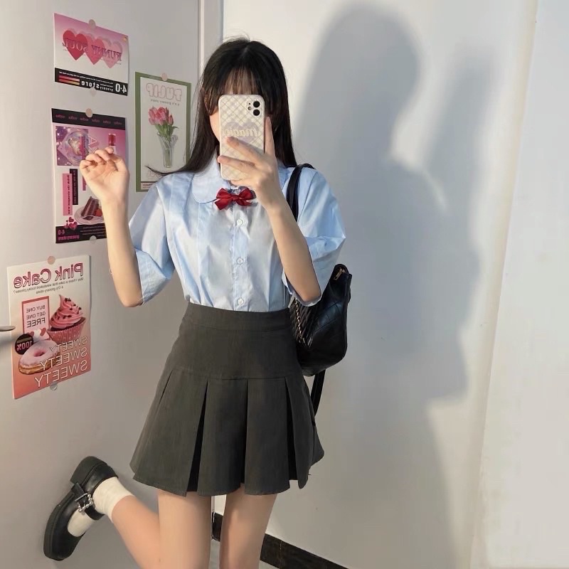 Chân váy xám xếp ly ngắn bản to phong cách Hàn Quốc | BigBuy360 - bigbuy360.vn