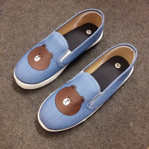 GIÀY LƯỜI SLIP ON ÊM CHÂN GIÁ TỐT MÀU JEAN NHẠT | BigBuy360 - bigbuy360.vn