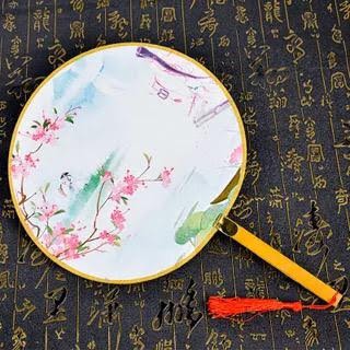 Quạt tròn cổ trang cán tròn (Có sẵn)