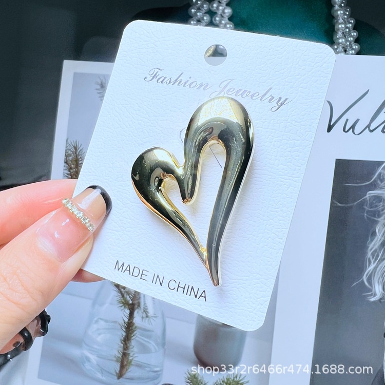 Ghim Cài Áo Kim Loại Hình Trái Tim Phong Cách Pháp Cao Cấp Thời Trang Cho Nữ