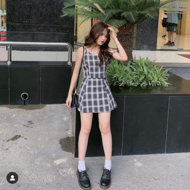 Set váy caro ghi (có bán lẻ )