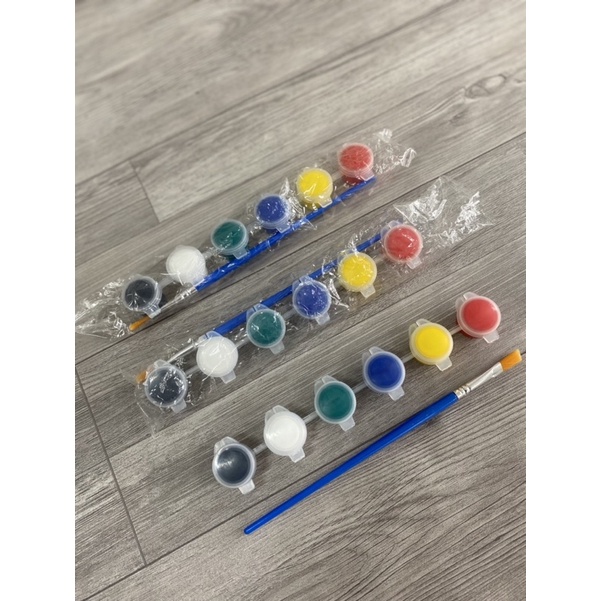 Màu nước- set 6 màu kèm bút lông
