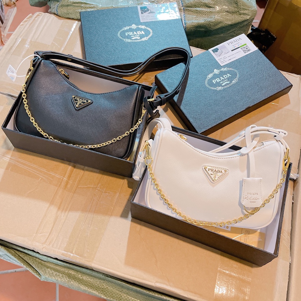 Túi đeo chéo chư P size 20cm da xước full hộp