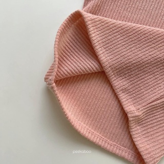 Suit Romance - PEEKABOO