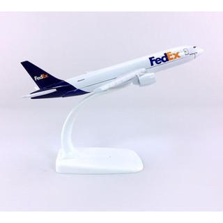 Mô hình máy bay tĩnh b777 fedex 16cm