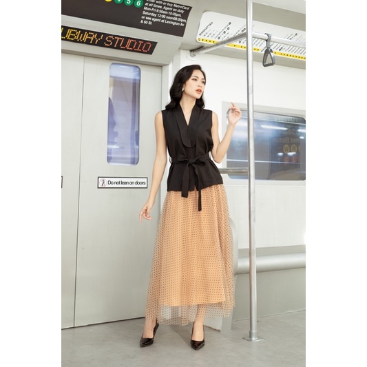 Chân váy maxi Clothesrack lưới bi xoè Jessie