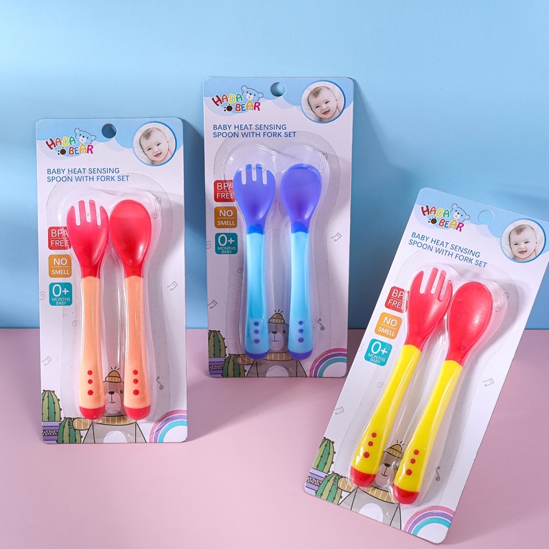 Thìa ăn dặm báo NHIỆT CHO BÉ TỪ 3 THÁNG TUỔI TRỞ LÊN