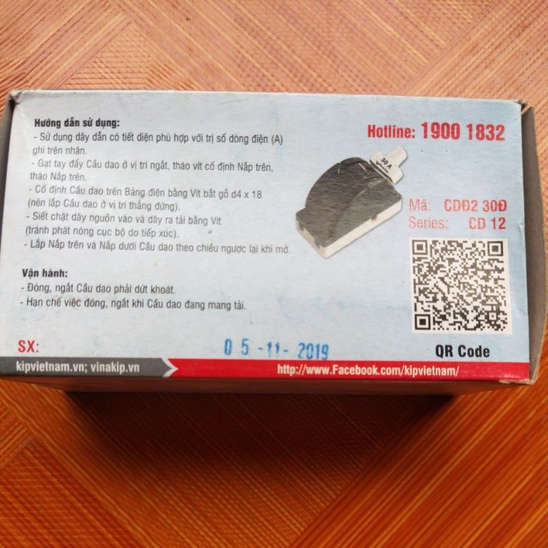 Cầu dao đảo chiều Vinakip 2P -30A - 600v cực đúc